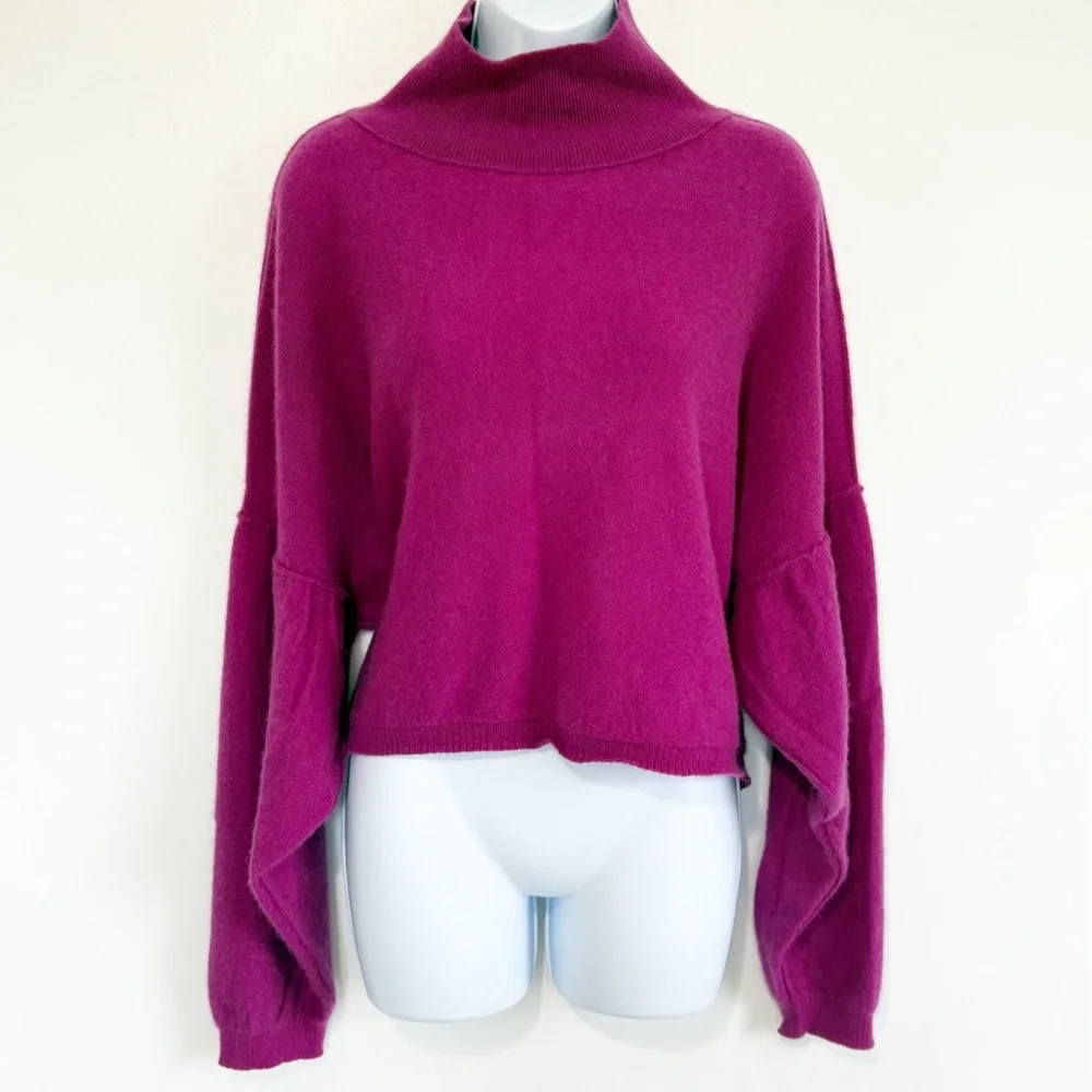 FREE PEOPLE 100% Cashmere So High So Low Turtleneck Sweater Fuchsia Medium - Picture 2 of 9